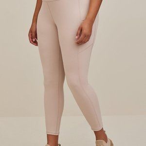 NWT Torrid Performance Core Full Length Active Legging With Side Pockets Sz00